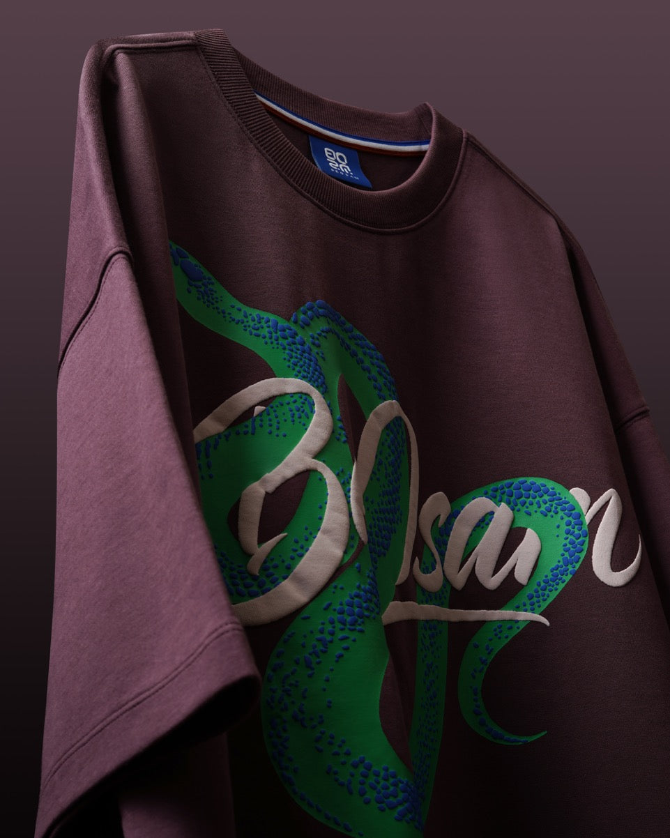 Hiss & Twist Tee - Wine