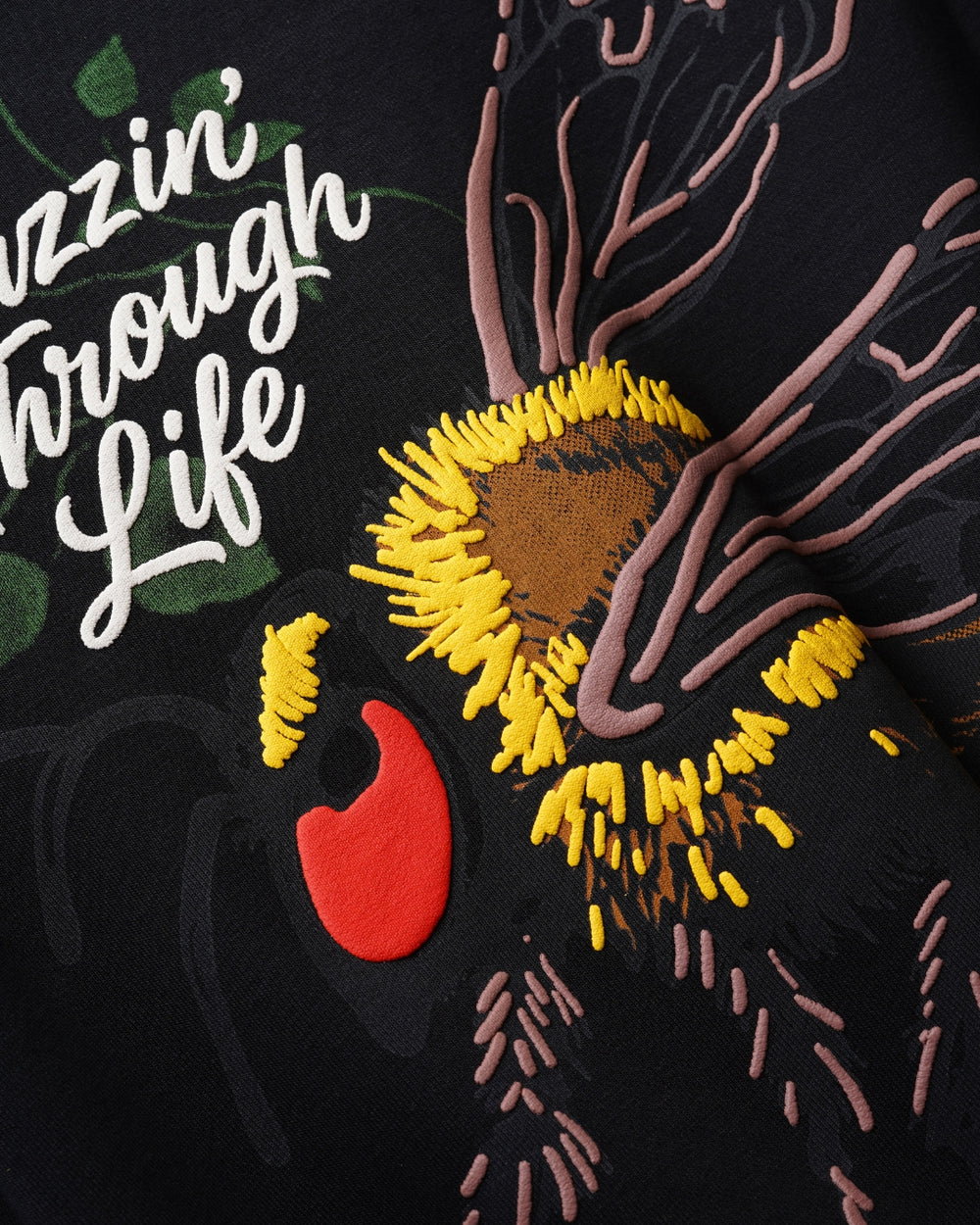 Bee Buzzin’  – Black