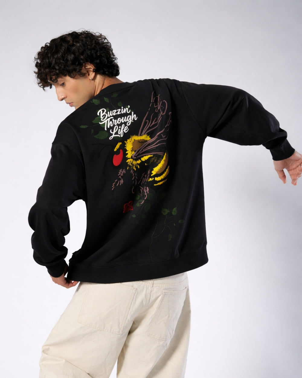 Bee Buzzin’  – Black