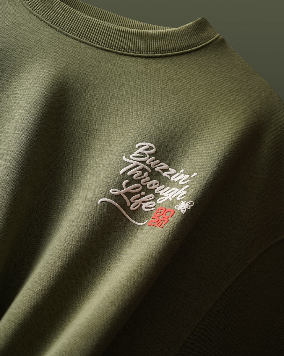 Bee Buzzin’  – Moss Green