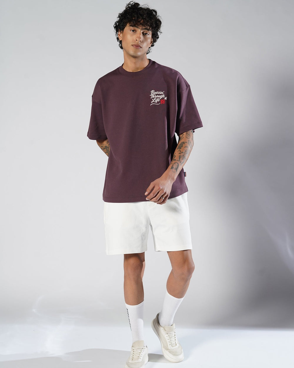 Bee Buzzin’ Tee – Wine