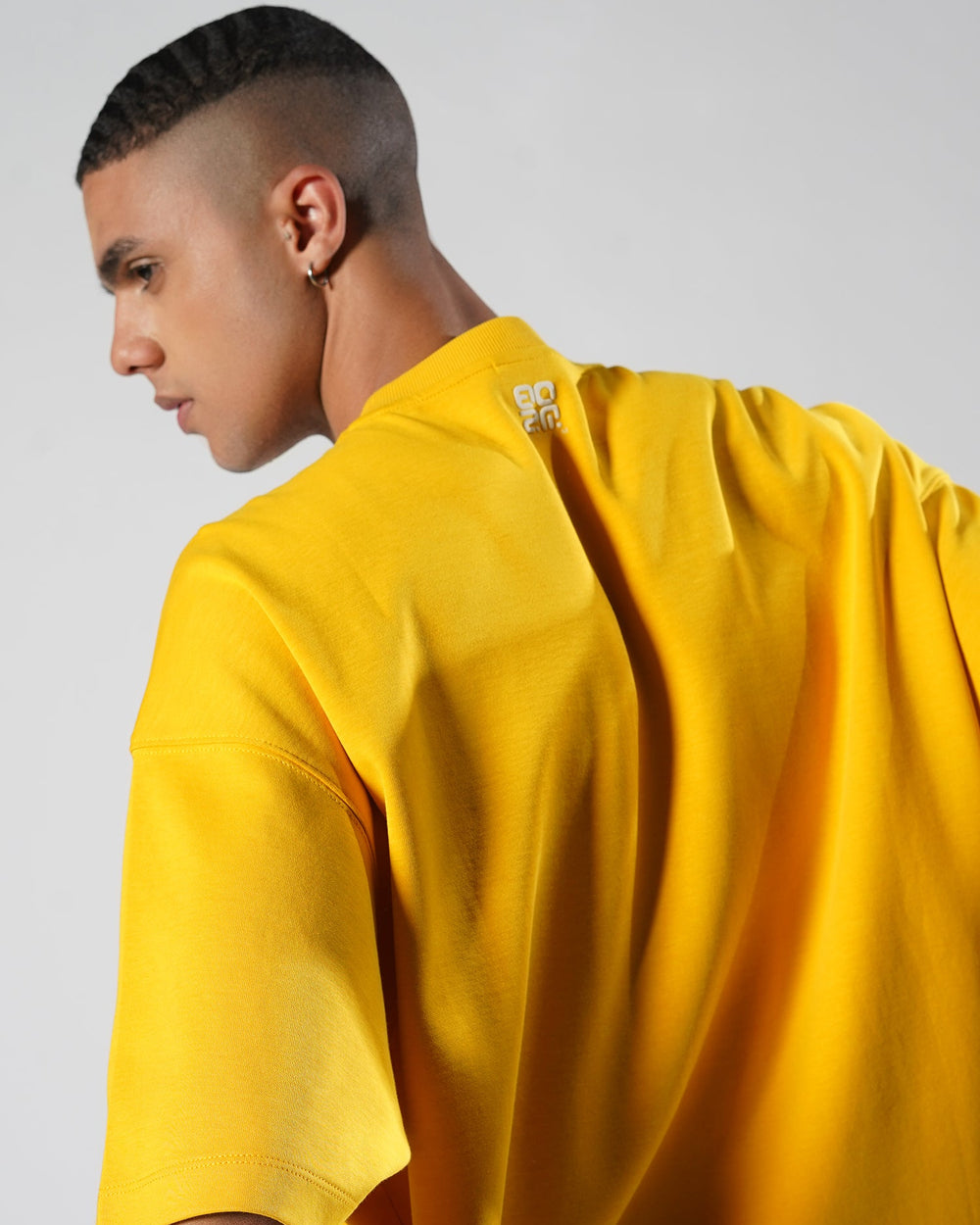 Hiss & Twist Tee - Gold Fusion
