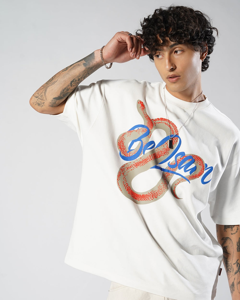 Hiss & Twist Tee - Pearl White
