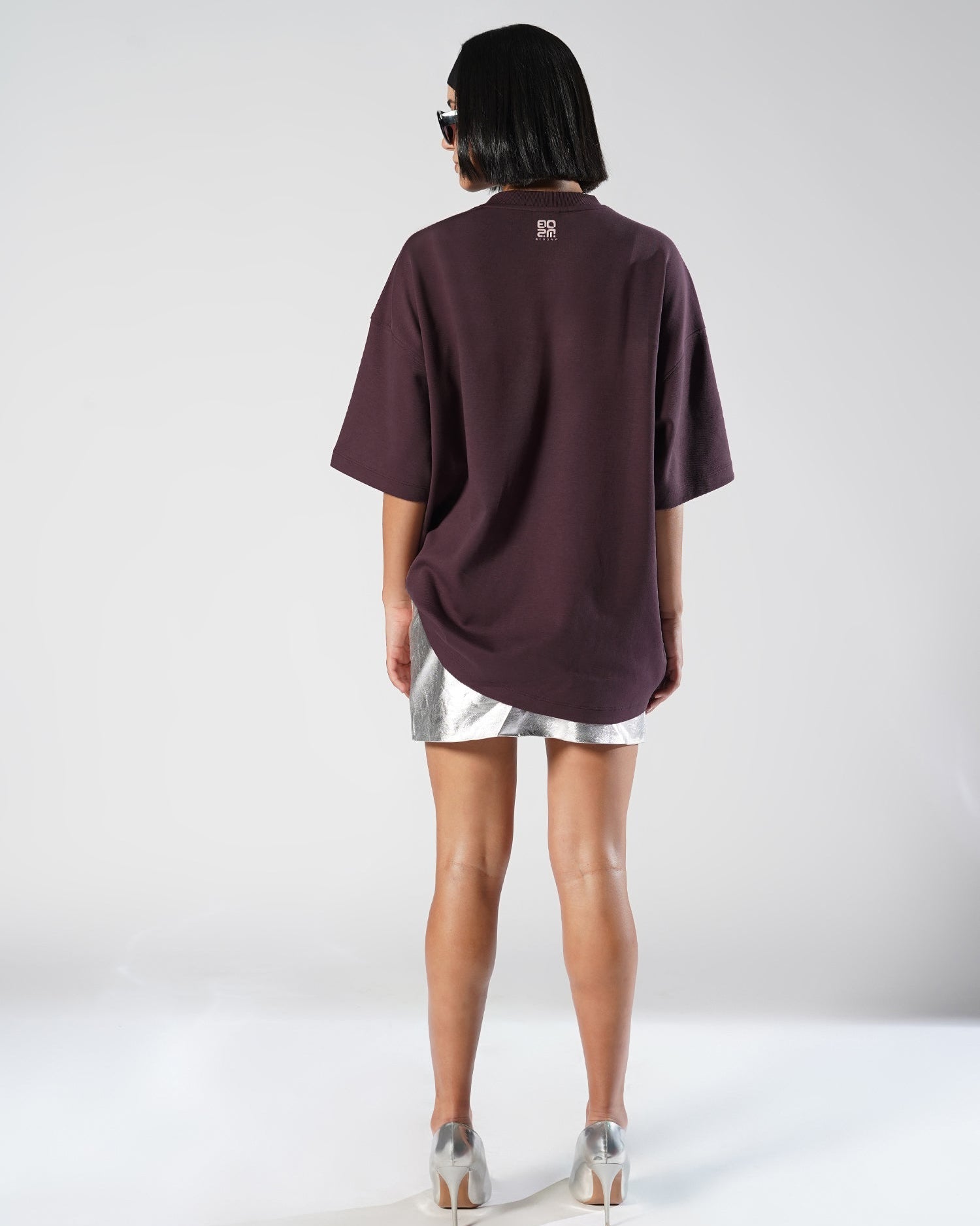 Hiss & Twist Tee - Wine