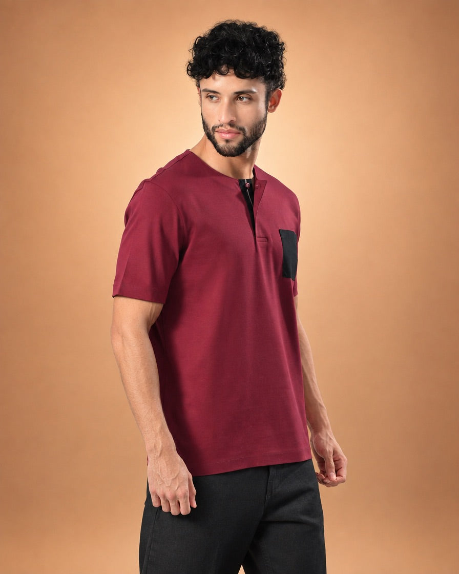Contrast Pocket Henley – Crimson Red