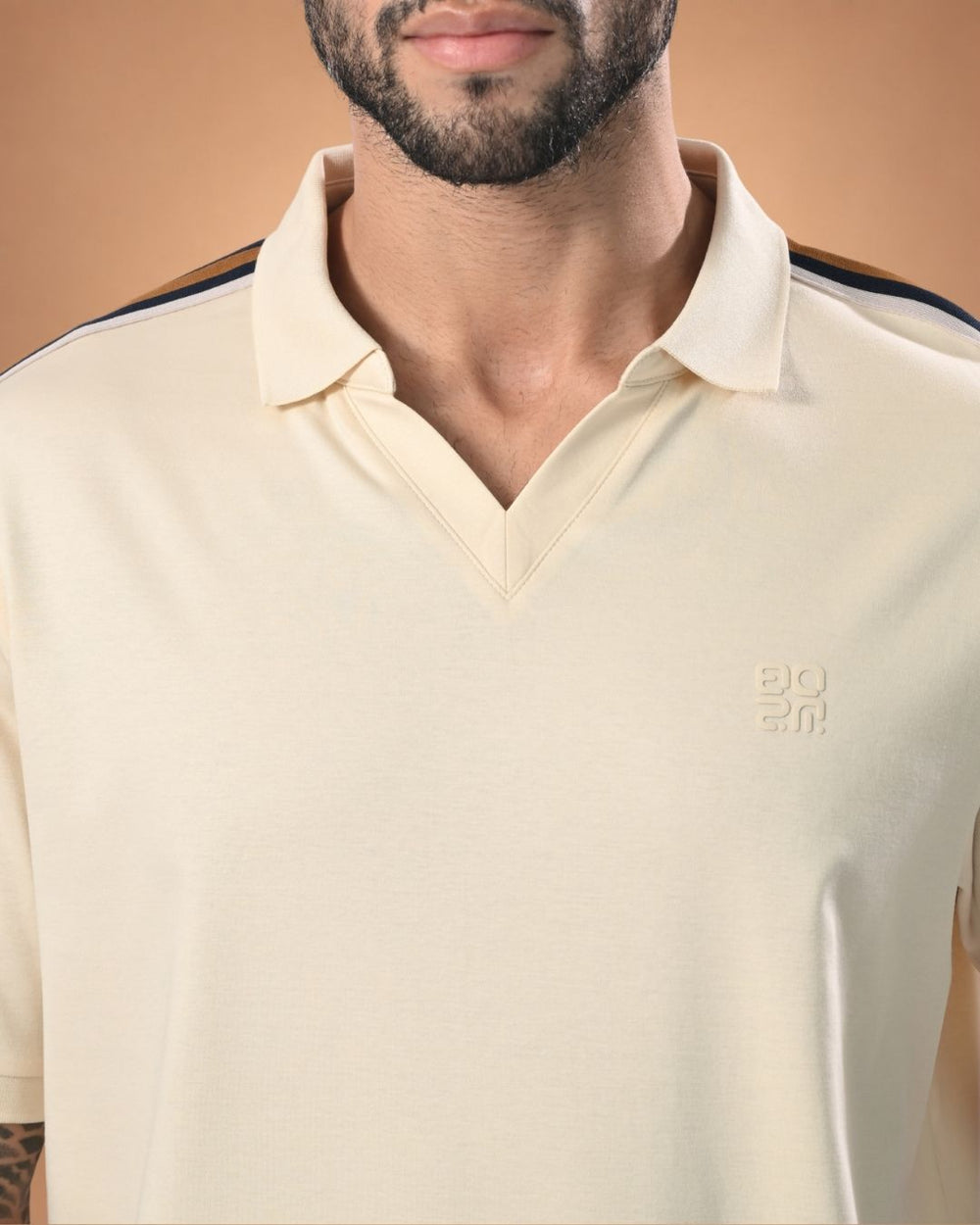 Heritage Track Polo – Ivory Navy